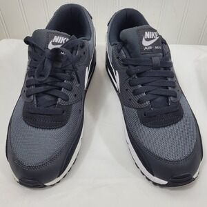 Nike Air Max 90  Black/White Low Top Men's SZ 8.5